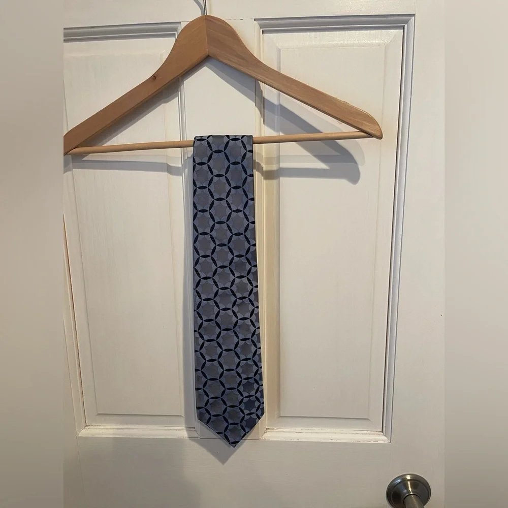 Ted Baker Hexagonal Patterned Tie in Blue and Black